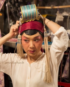 female lead lee yee lok doning headgear | 2016